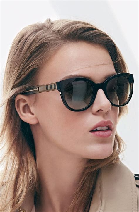 women burberry sunglasses